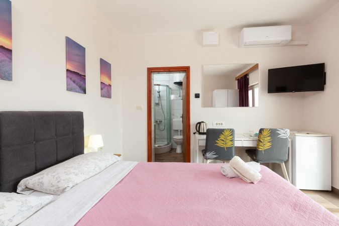 Room 2, Apartments and Rooms Vila Irma Opatija Opatija